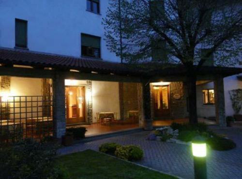 Hotel La Piccola Stazione Торита ди Сиена Екстериор снимка