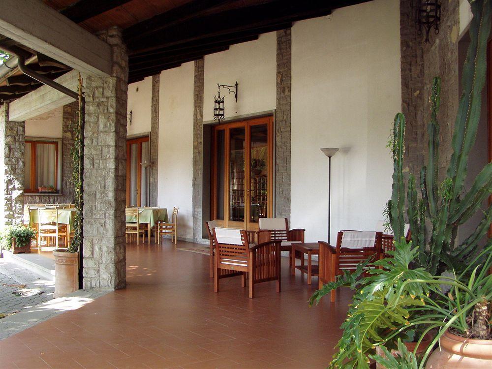 Hotel La Piccola Stazione Торита ди Сиена Екстериор снимка